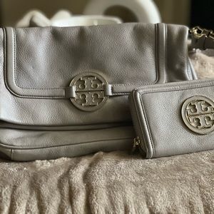 Tory Burch Messenger Crossbody & Wallet